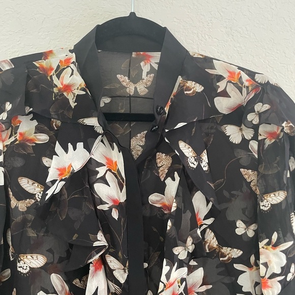 Givenchy Silk Flower Blouse - Picture 4 of 10